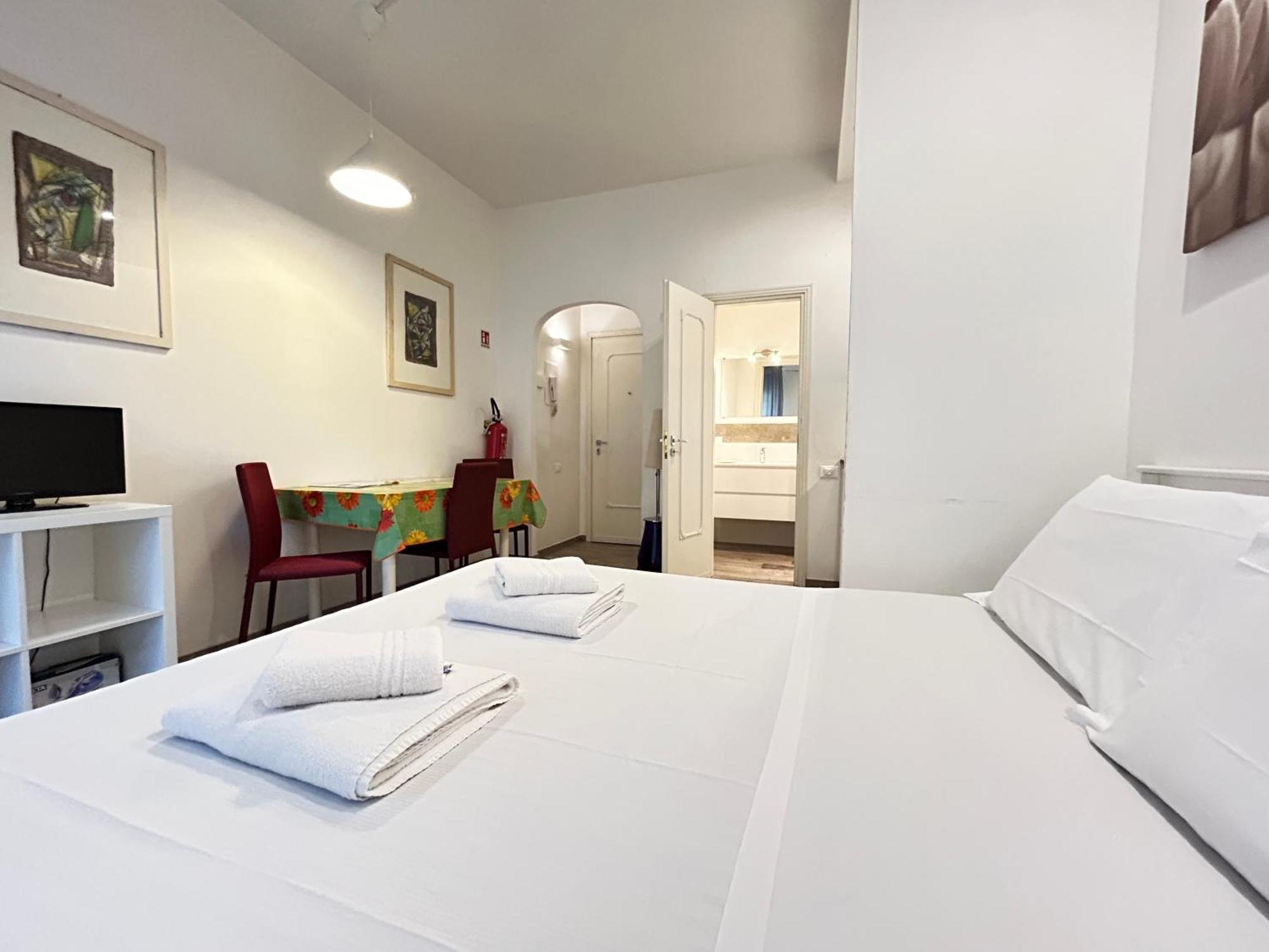 Cdm Studio By Florencehospitality Com Экстерьер фото